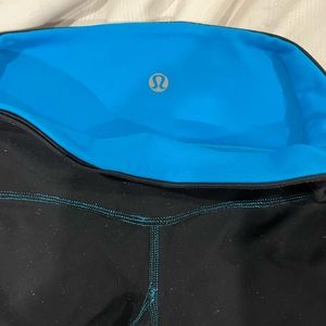 lululemon athletica Black and Bright Blue Leggings